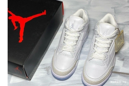 RETRO TRIPLE AIR JORDAN WHITE 3 0812